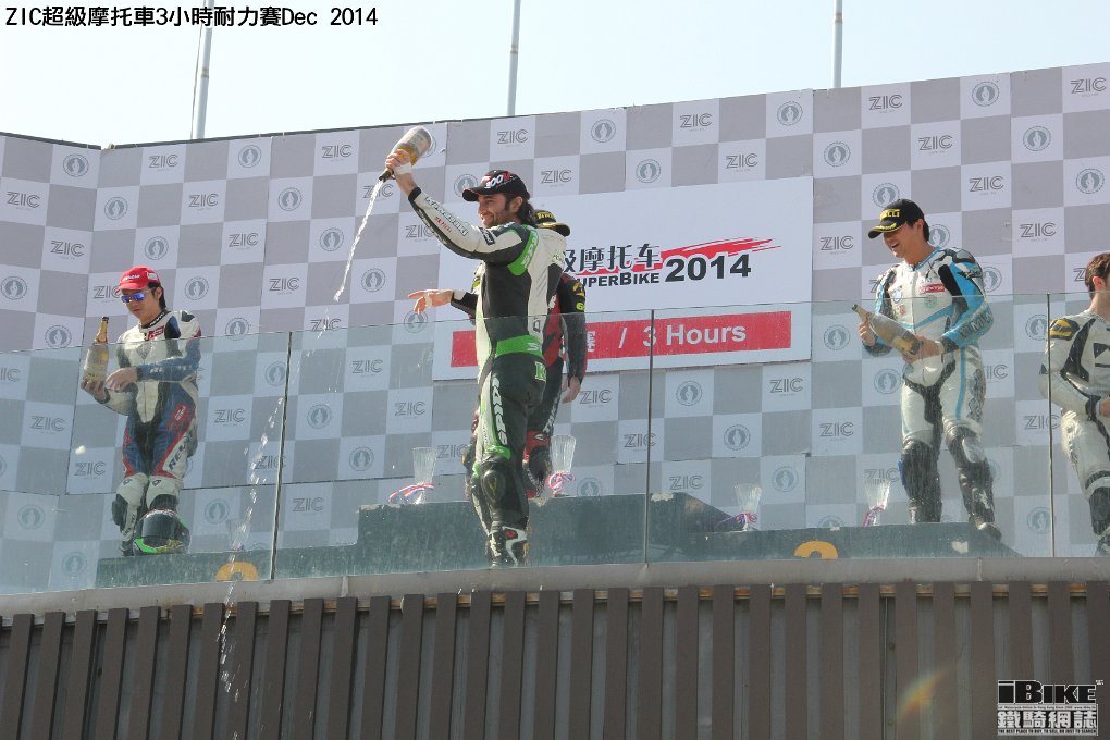 Awards (4)
